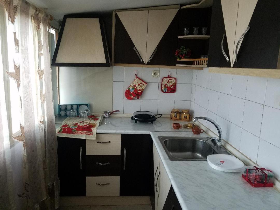 Inn Korca, Center City Apartament Zewnętrze zdjęcie